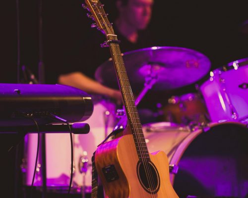 sahne kurulumu ve ışıklandırma